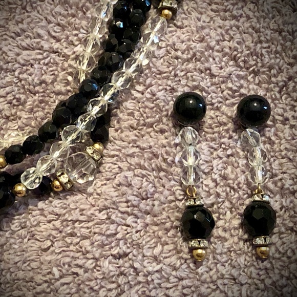 Vintage Black Clear Rhinestones Necklaces & Matching Dangling Earrings - Picture 4 of 6